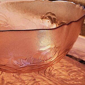 Vintage Arcoroc France Rosaline Pink Swirl Glass Salad Bowl 9" MCM Serving Bowl
